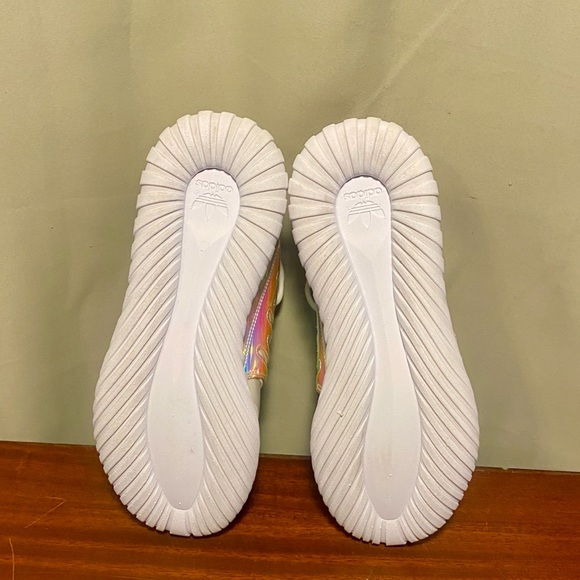 Adidas Tubular Radial K Iridescent Hologram Shoes Women’s size 7 - Picture 5 of 6